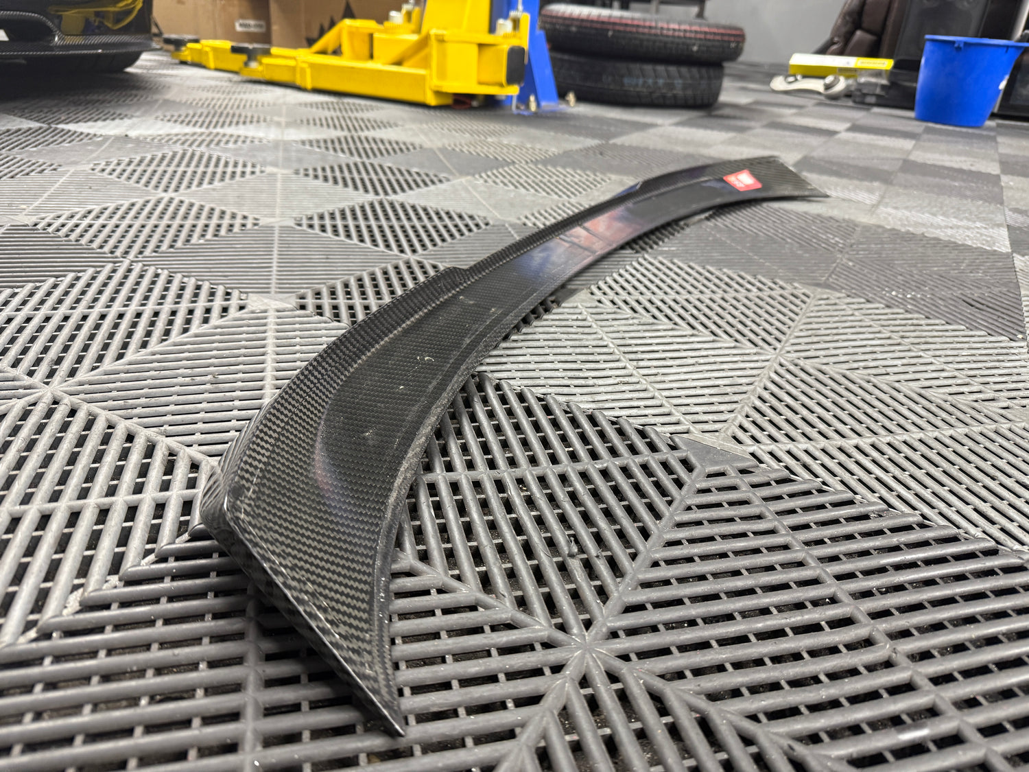 TRE ID-01 G87 M2 Carbon Fiber Trunk Spoiler (Used)
