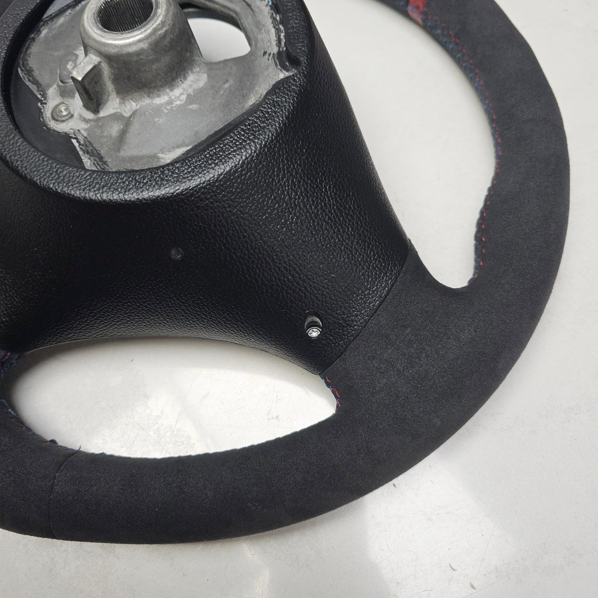 M Performance Steering Wheel for BMW E8X / E9X 1 & 3 Series / X1 / M3