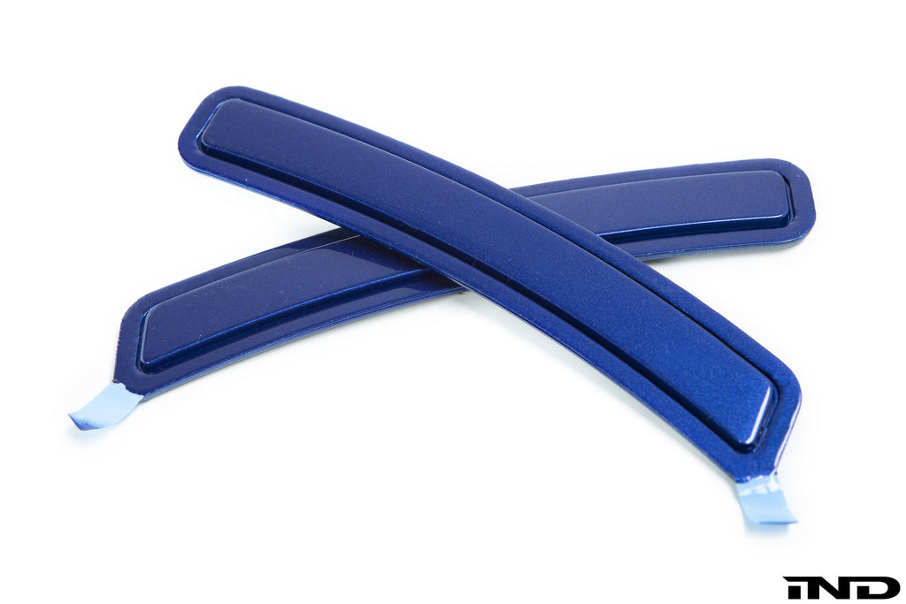 IND G20 3-Series / G22 4-Series / G42 2-Series Painted Front Reflector Set