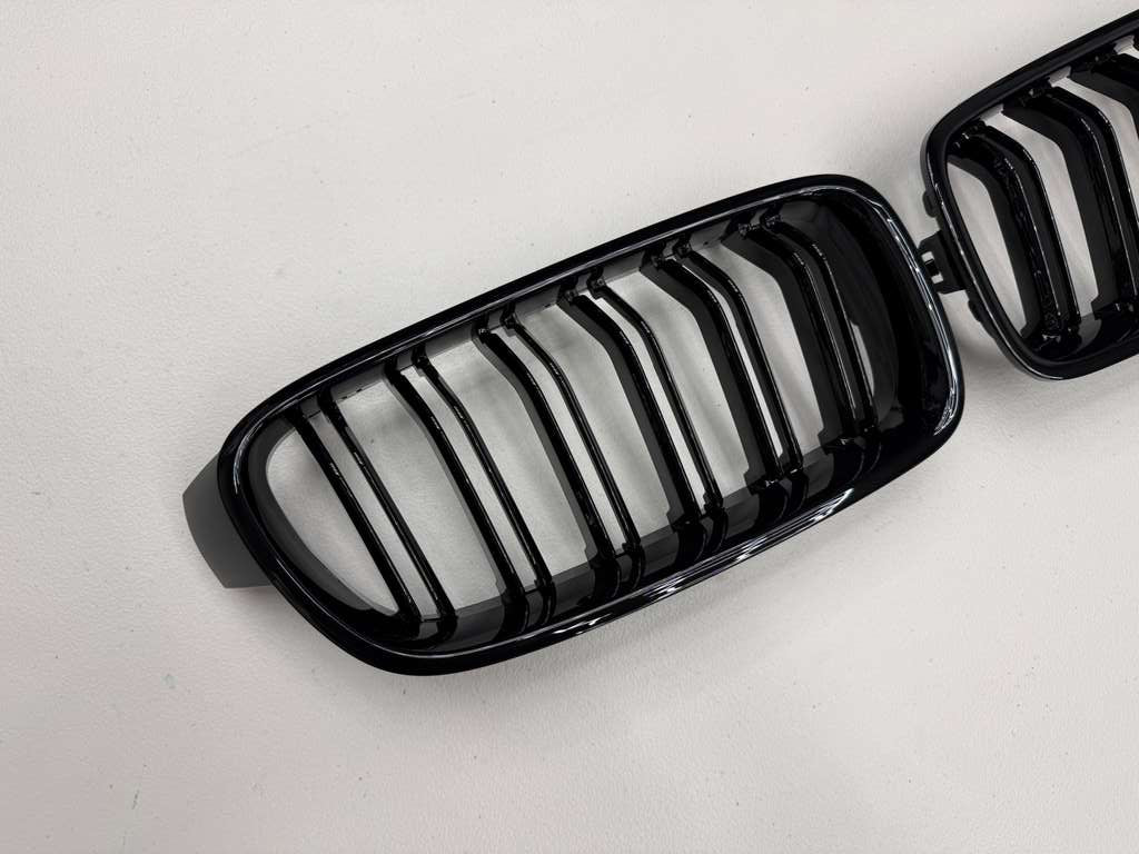 High Gloss Black Double Slat M3 Style Kidney Grilles BMW F30 F31