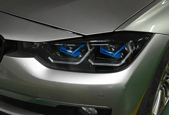 BMW F30/F31 3-Series G05 Style Headlights