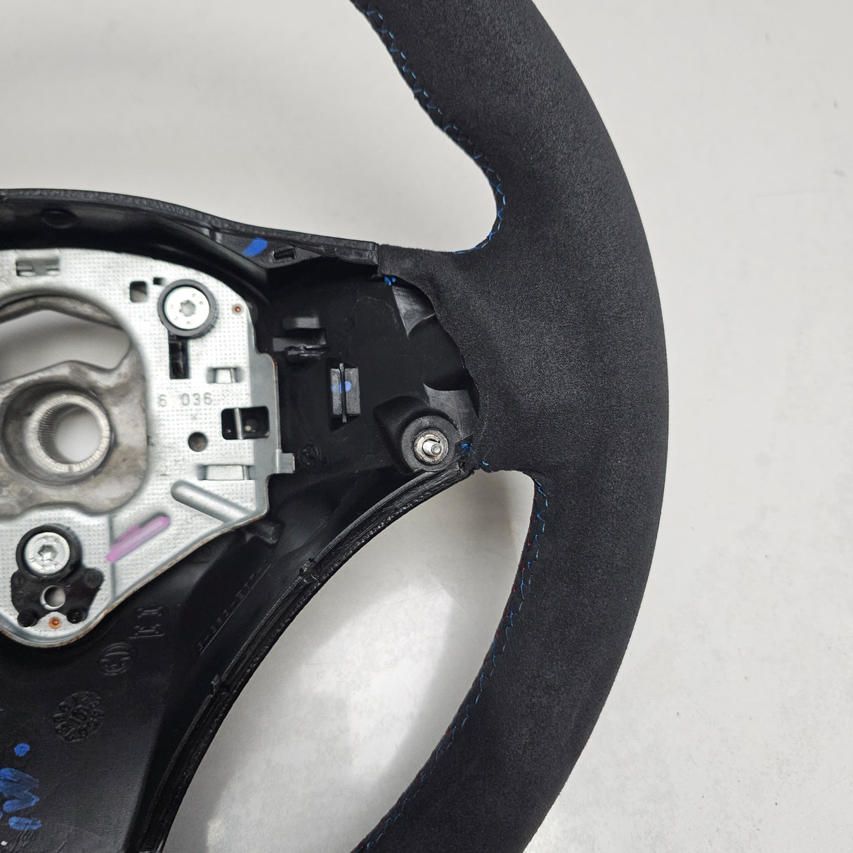 M Performance Steering Wheel for BMW E8X / E9X 1 & 3 Series / X1 / M3