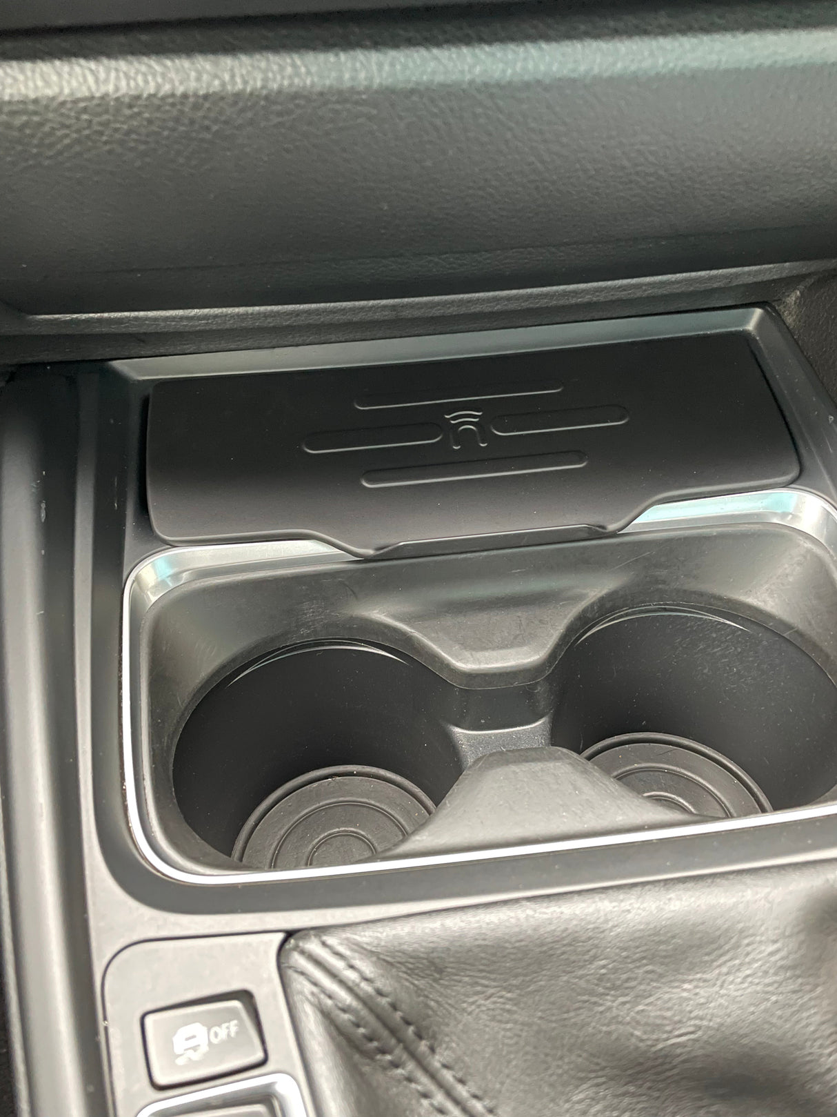 INDUKTIV Wireless Device Charging Unit - BMW F3X / F8X 3/4 SERIES (+M3/M4) Wireless Charger