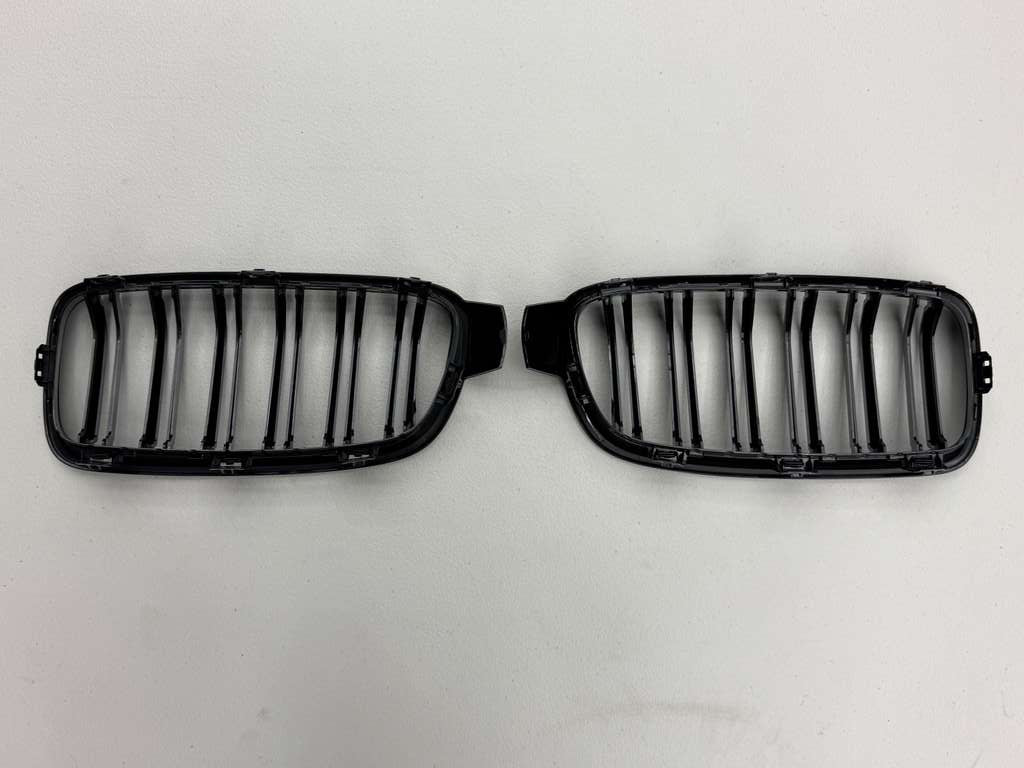 High Gloss Black Double Slat M3 Style Kidney Grilles BMW F30 F31