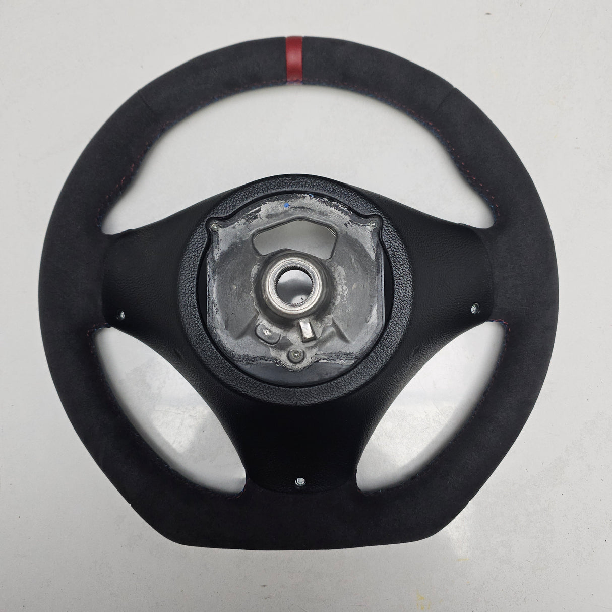 M Performance Steering Wheel for BMW E8X / E9X 1 & 3 Series / X1 / M3