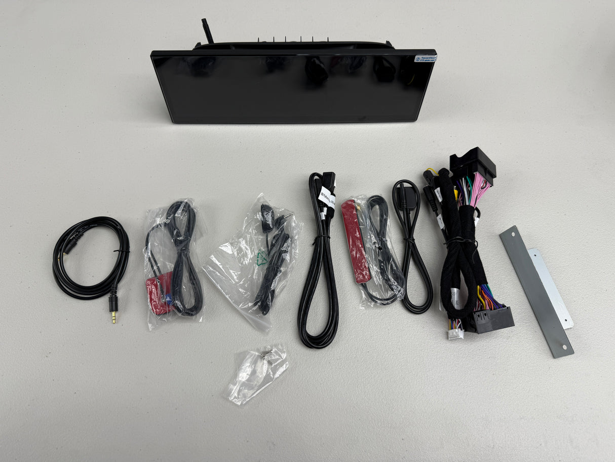 Xtrons 14.9” Head Unit Display Upgrade For BMW E9X CCC (2004-2008) | 4GB RAM & 64GB ROM (Open Box)