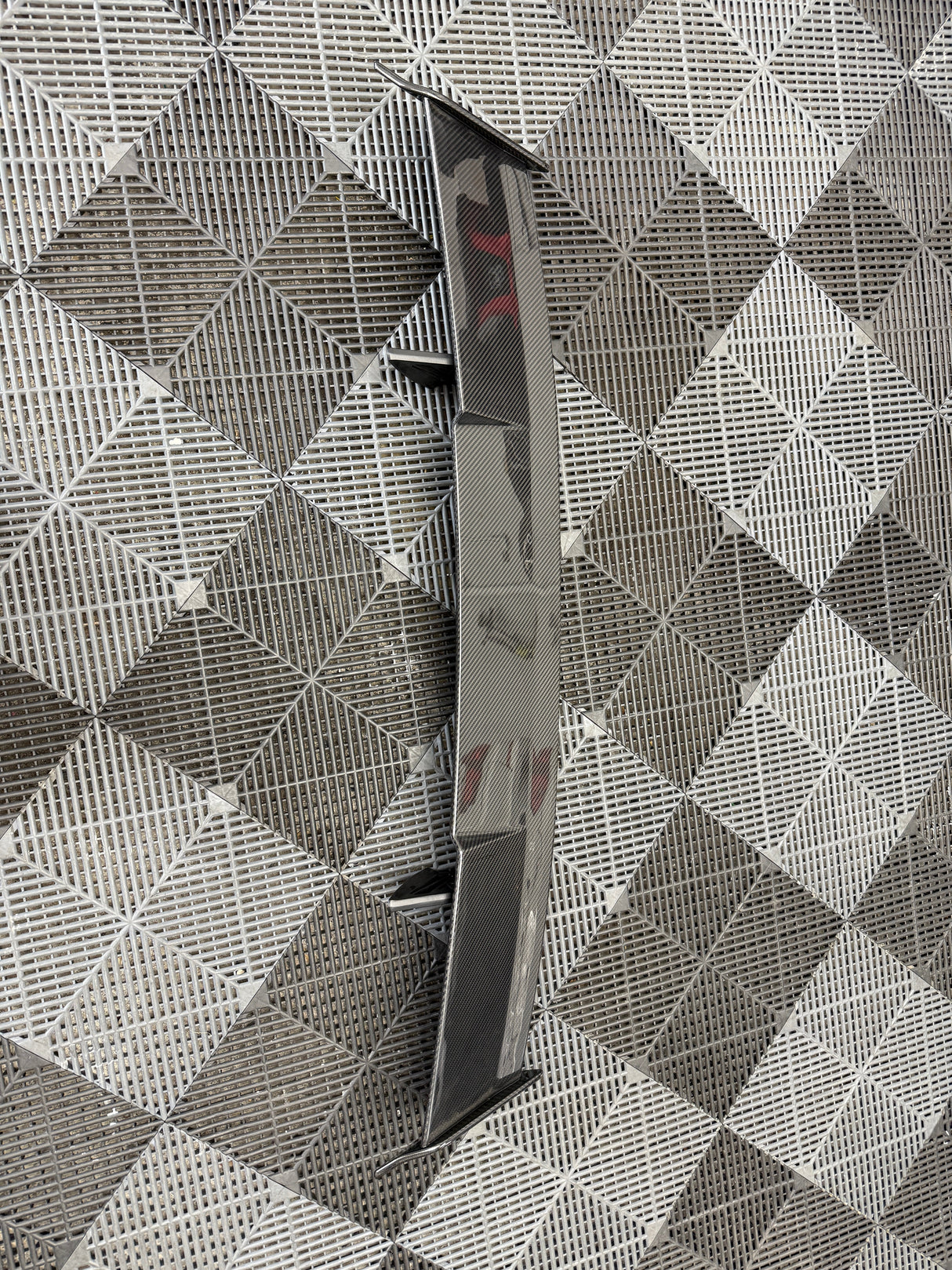 AutoID TR87 Carbon Fiber Wing (Open Box)