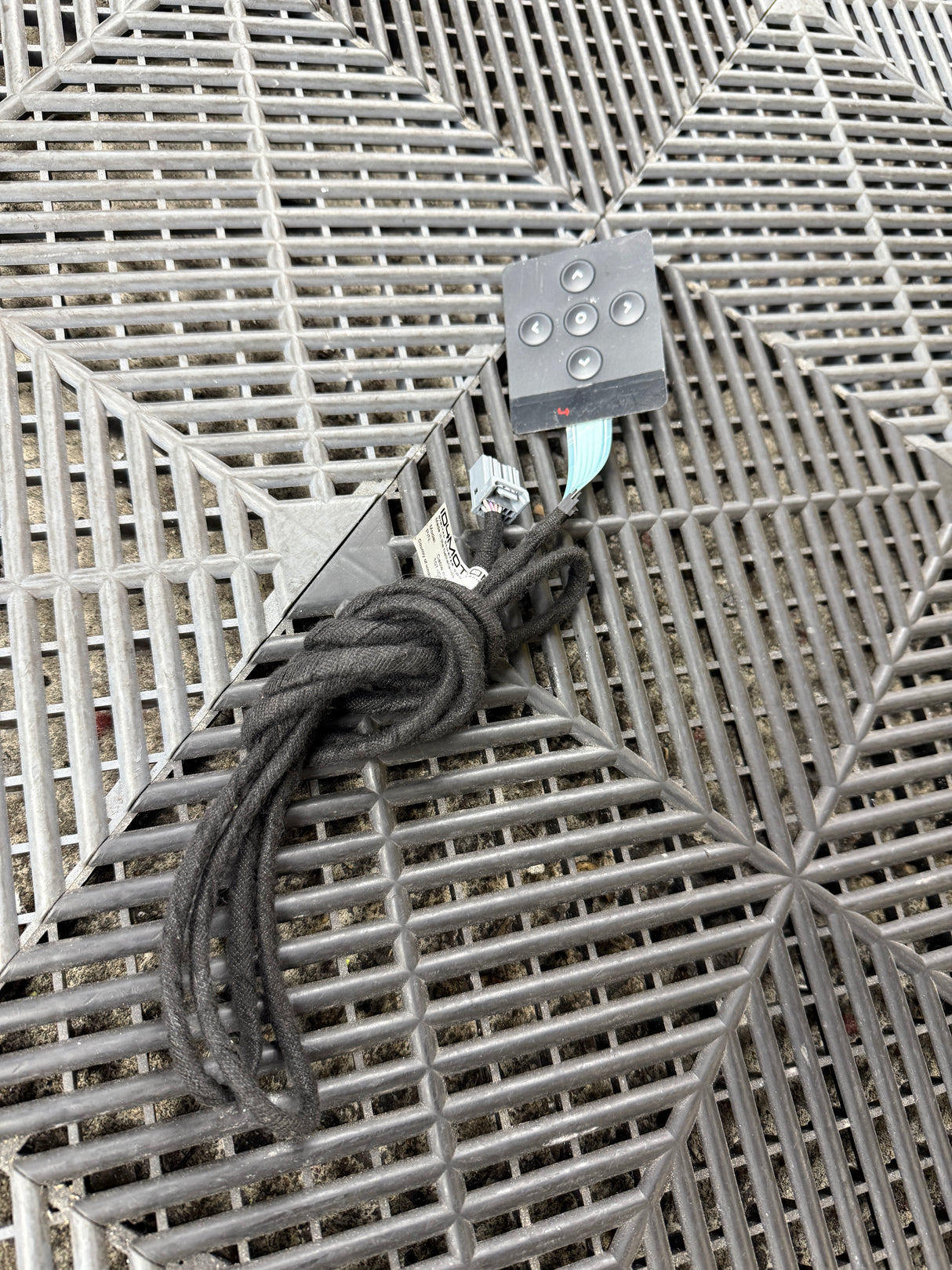 ID4Motion Digital Gauge Cluster Keypad & Extension Harness (Used)