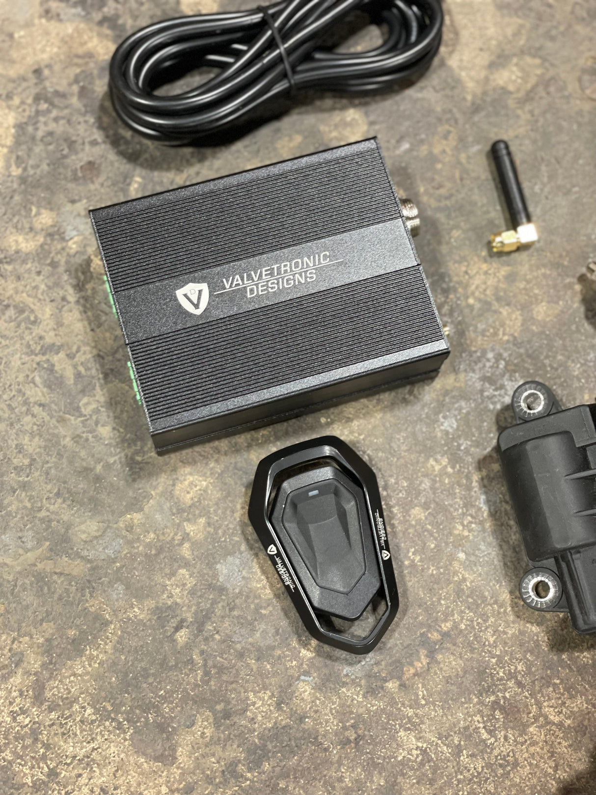 Valvetronic Designs Electronic Exhaust Valve Controller