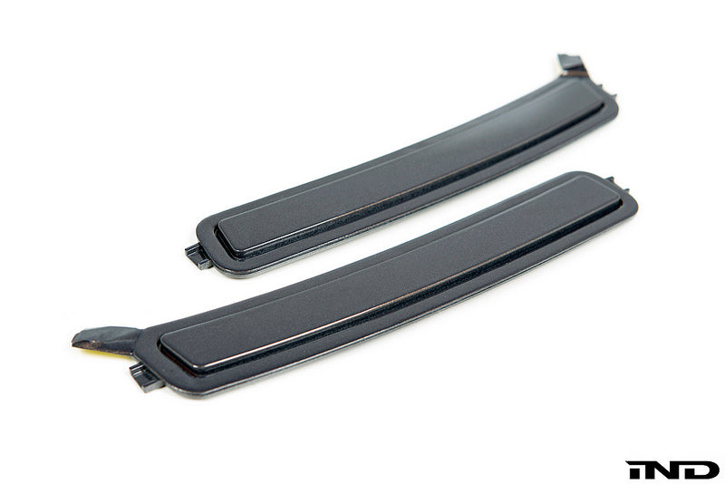 IND F90 M5 / G30 5-Series Painted Front Reflector Set