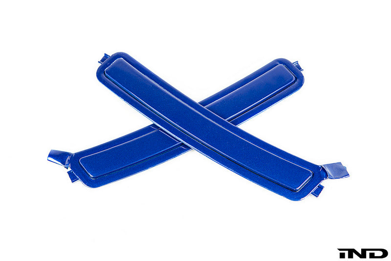 IND F90 M5 / G30 5-Series Painted Front Reflector Set