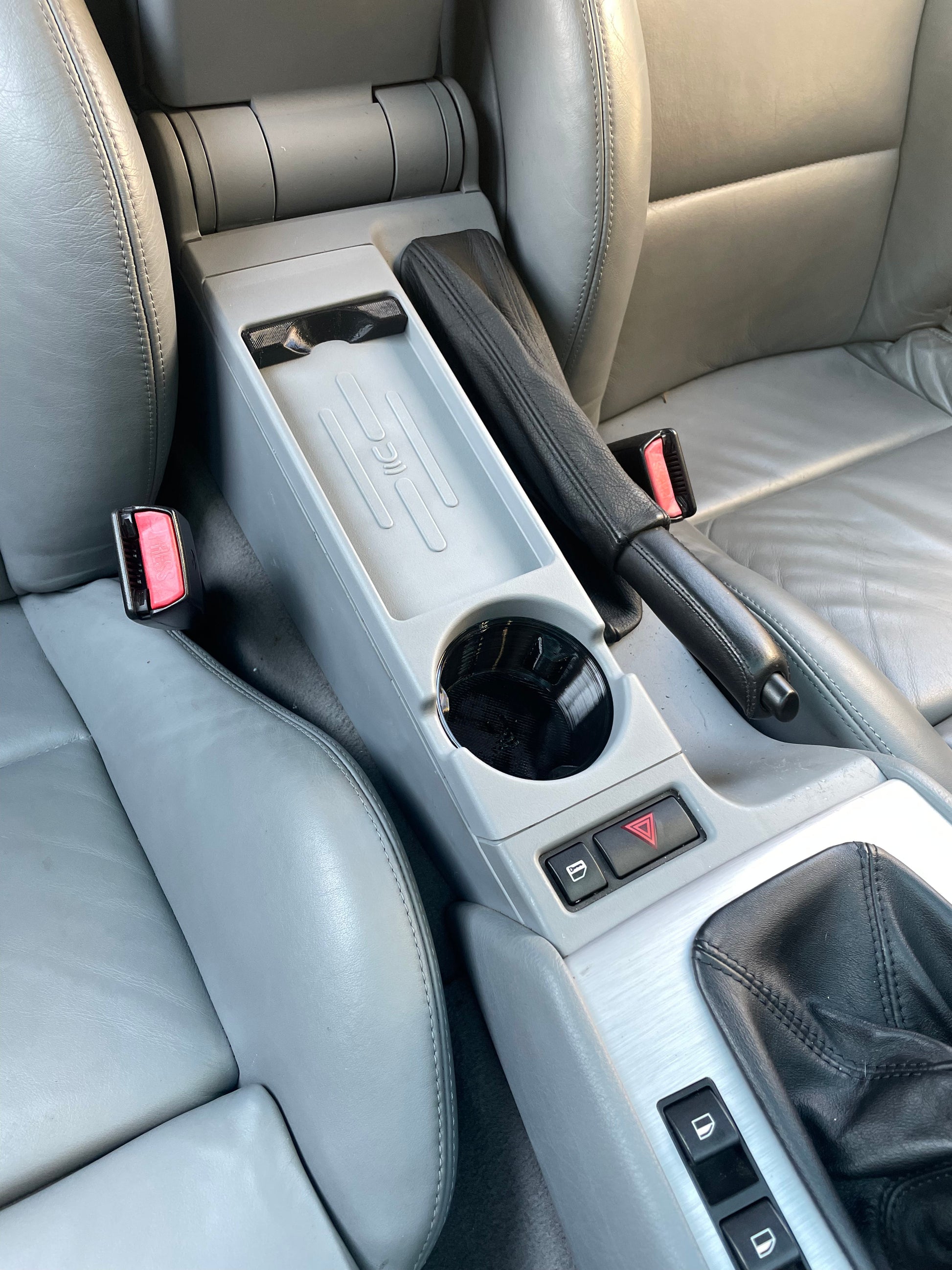 Cupholder for BMW E46 